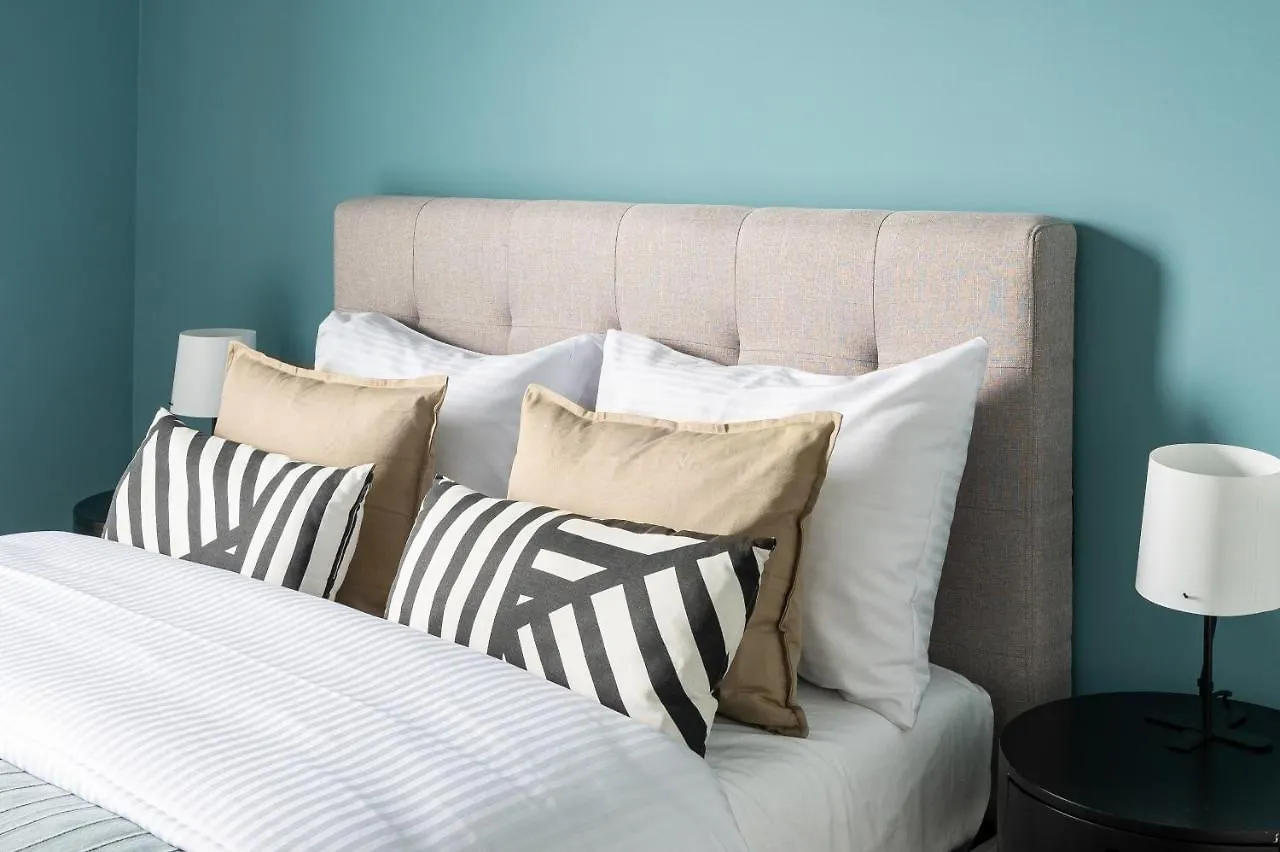 Bluszczanska Blue Modern Apartment ワルシャワ